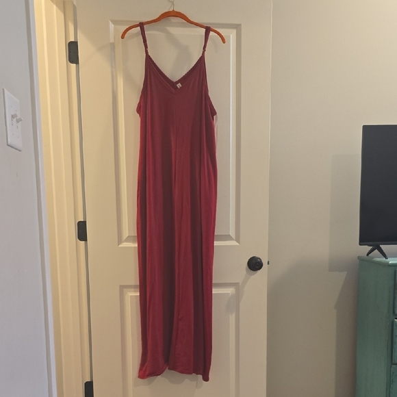 Zenana Outfitters Burgundy Maxi Dress - Picture 1 of 1